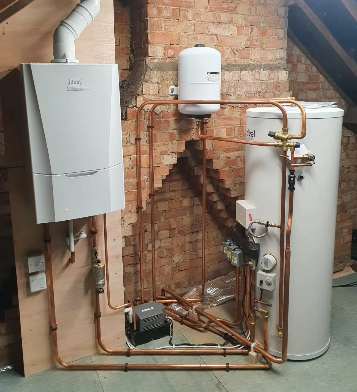 Cylinder and boiler system from Doherty Plumbing and Gas work gallery
