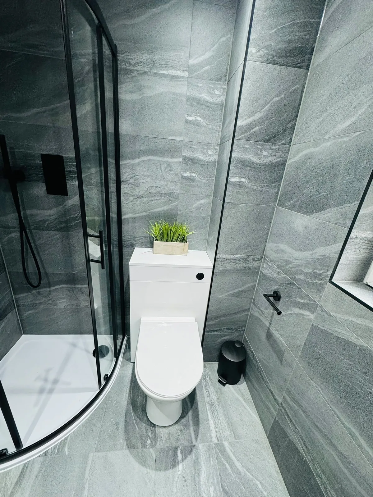 Compact shower room from Doherty Plumbing and Gas work gallery
